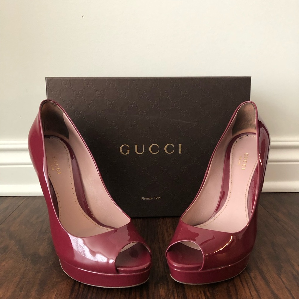 Gucci Vernice Crystal Patent Leather Peep Toe Heel - Picture 3 of 8